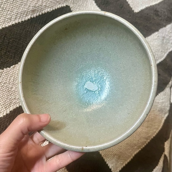 Studio Pottery Bowl Sage Green Drip Glaze Signed Ceramic Modern Coastal Neutral - Picture 1 of 9
